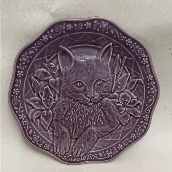 The Meow Collection by Patricia B A Portugal Cat Embossed Salad Plates - Purple - Picture 4 of 7